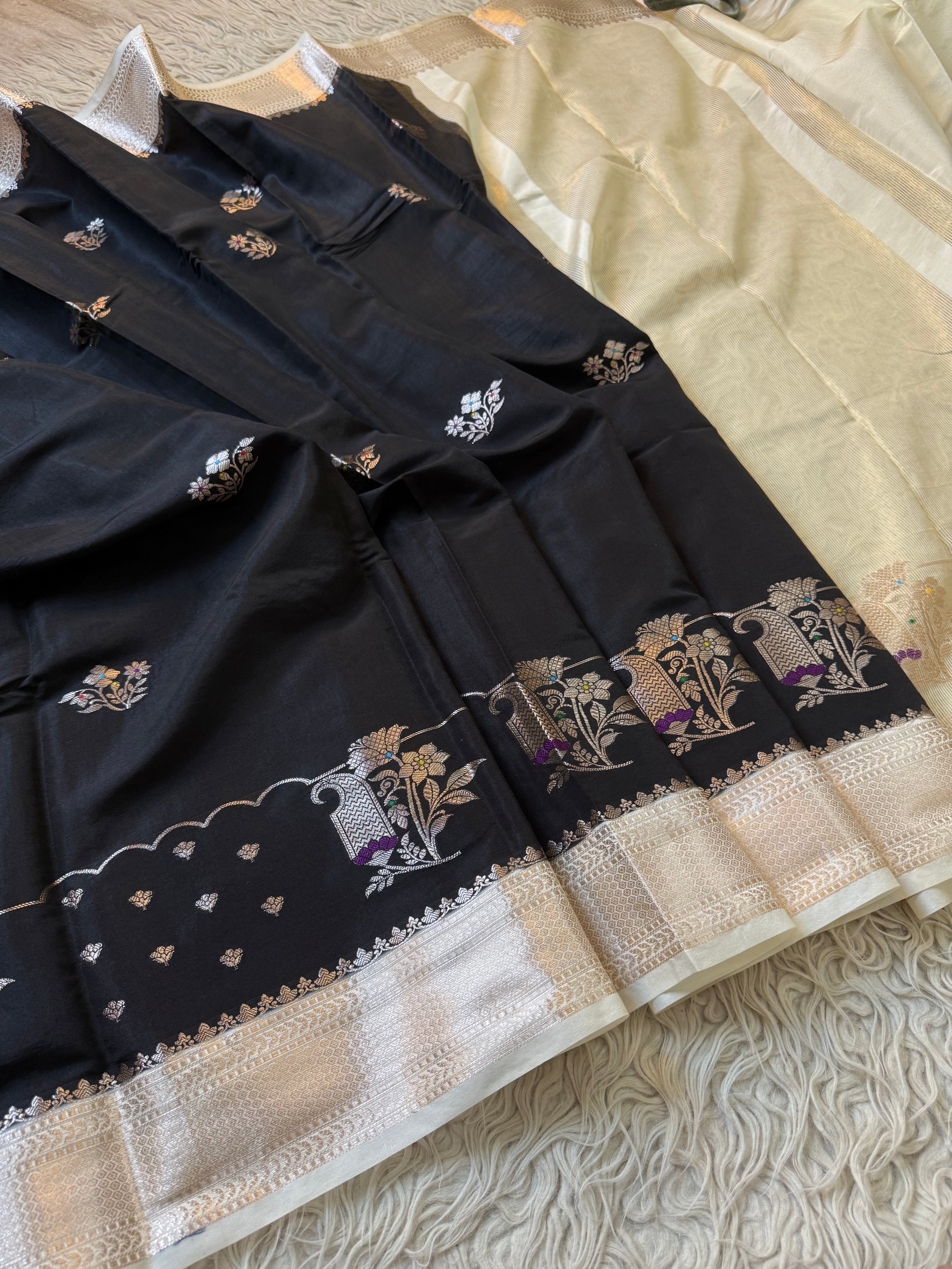 Butter Silk Banarasi Saree with minakari buti and border