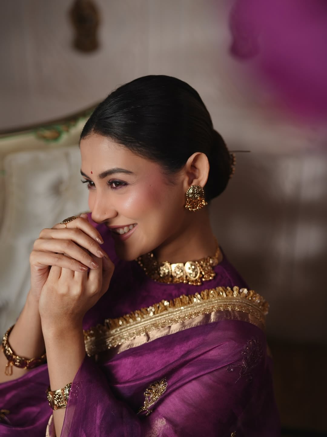 Purple 100%Pure Banarasi Tissue Saree with Hand Work on all over Body with Intricate Border and Pallu Design Along with diamond  Lace Work