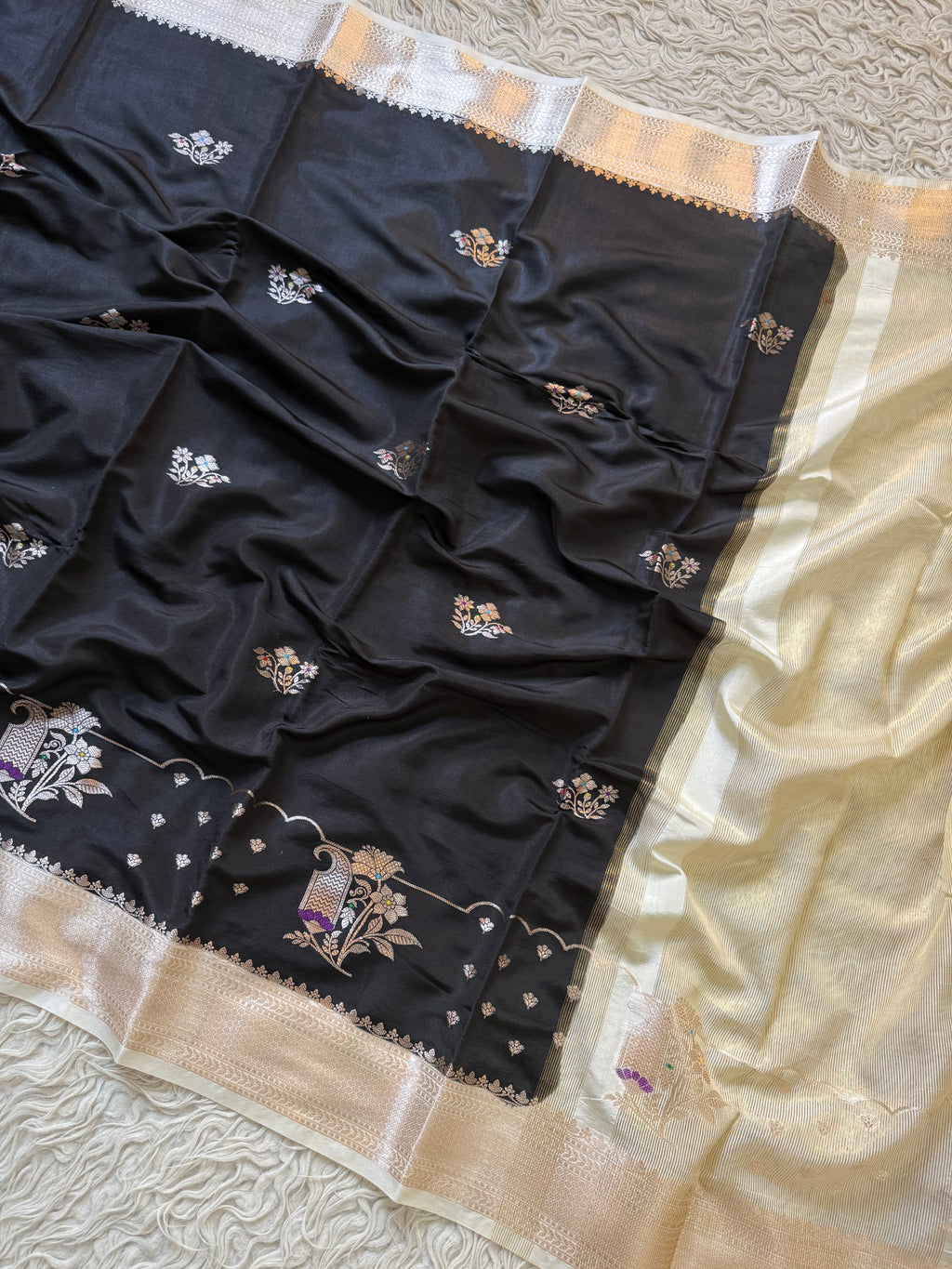 Butter Silk Banarasi Saree with minakari buti and border
