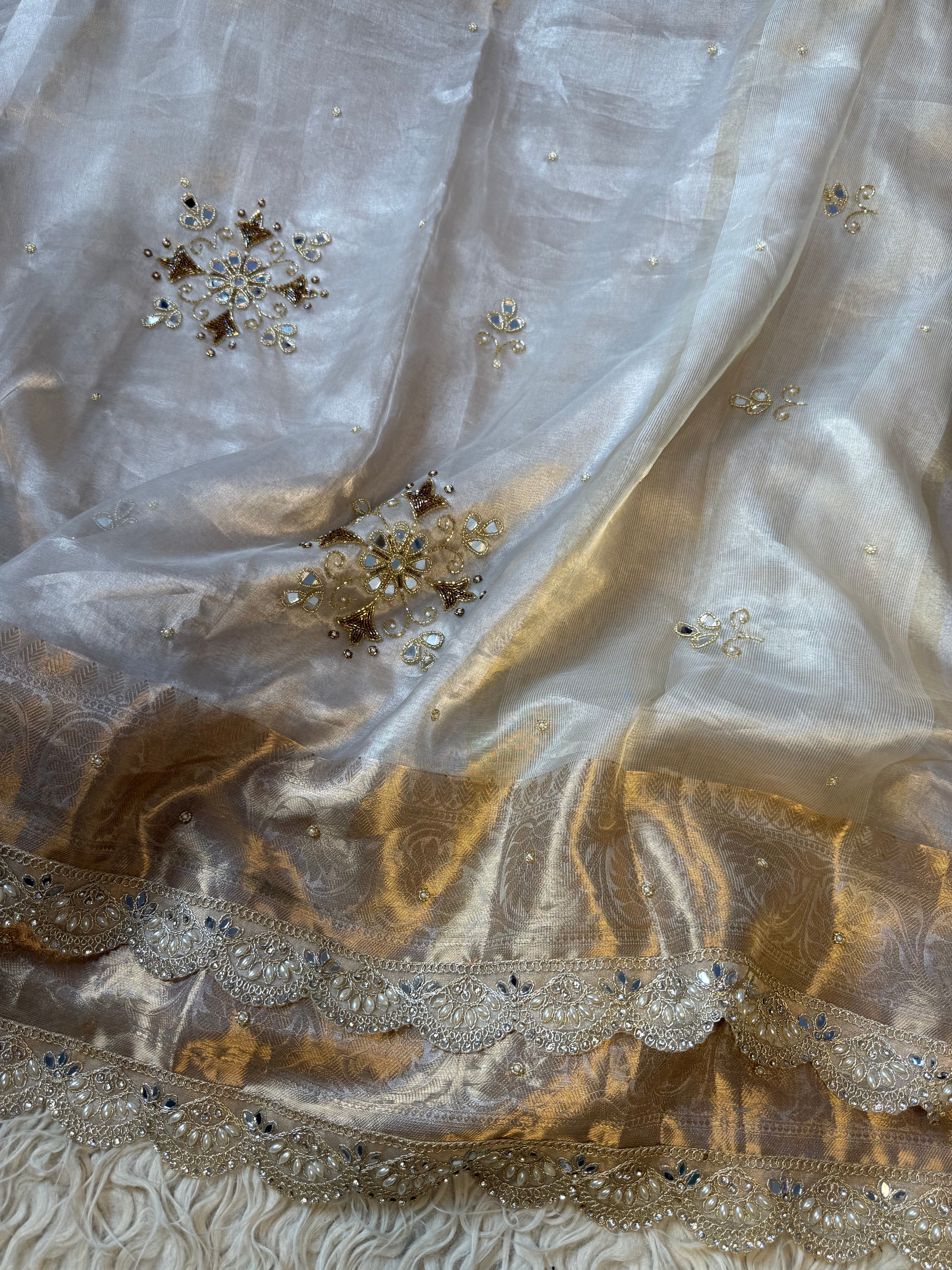 100%Pure Banarasi Tissue Saree with Hand Work on all over Body with Intricate Border and Pallu Design Along with diamond  Lace Work