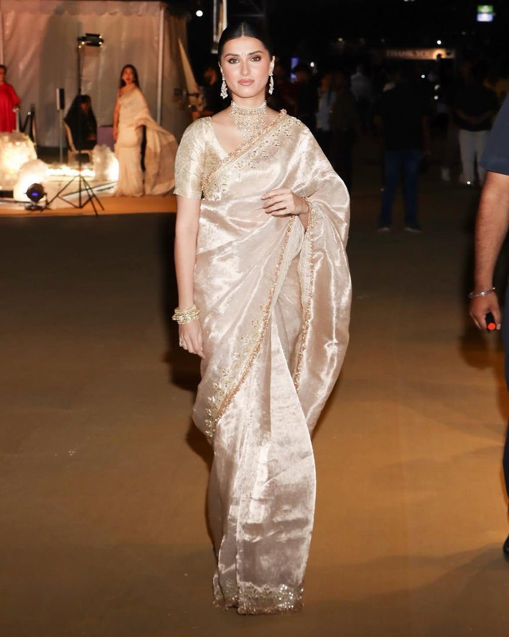 “TARA SUTARIA” pure tissue Banarasi saree