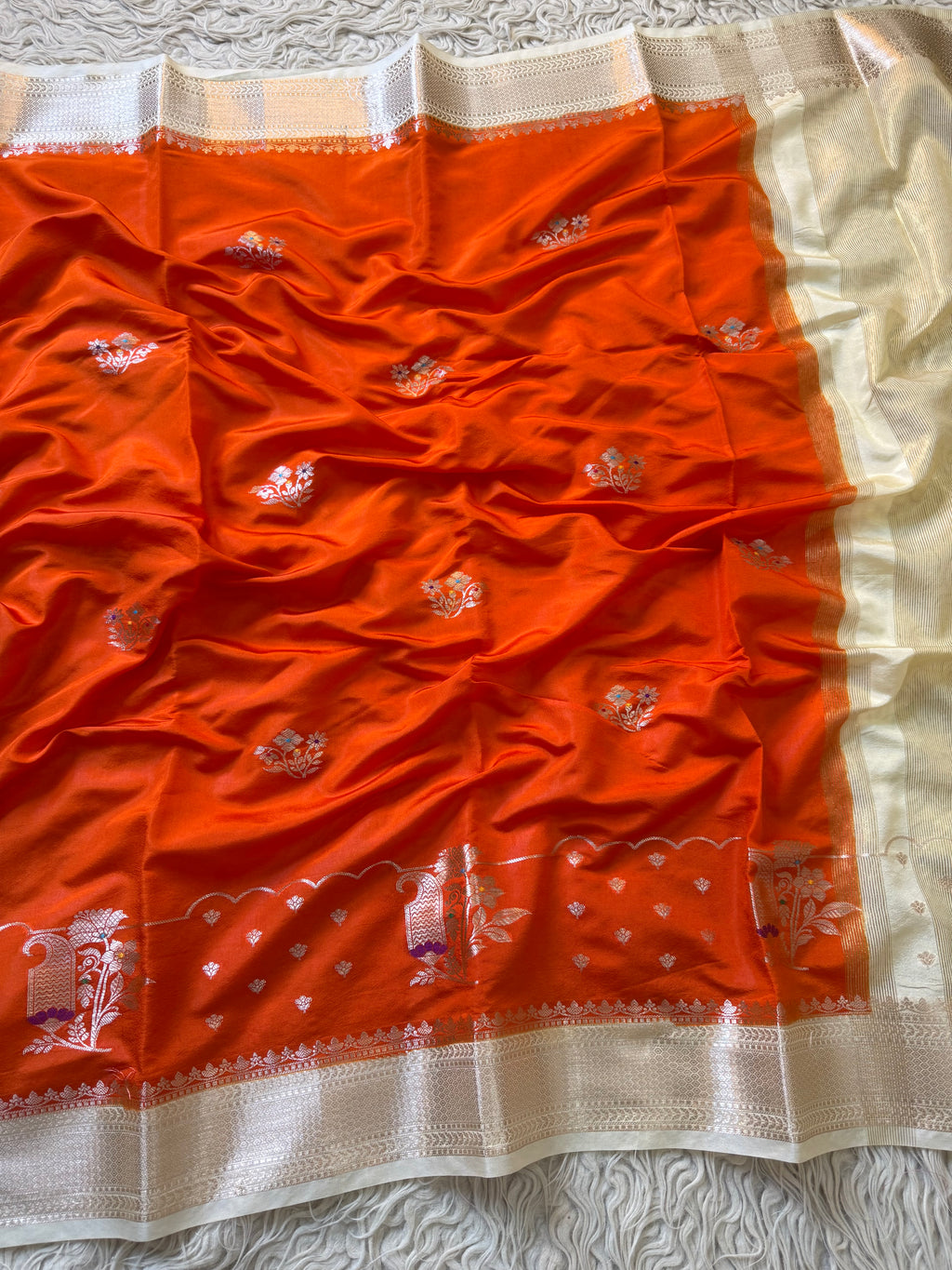 Butter Silk Banarasi Saree with minakari buti and border