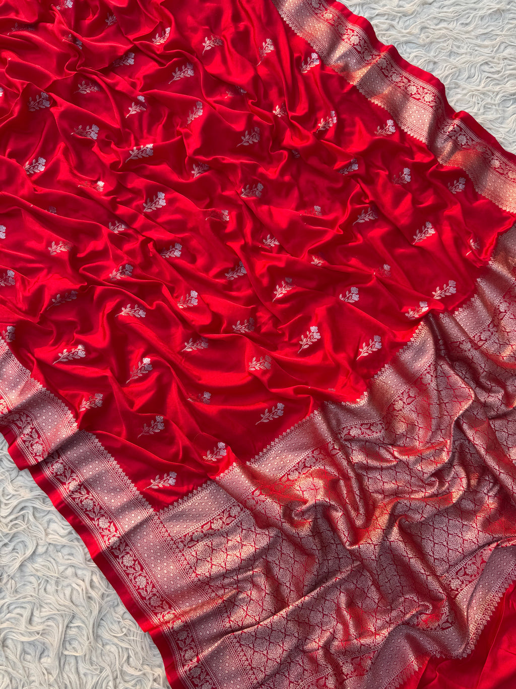 Red Banarasi Mashru Silk Saree All Over Alfi Meena Buta