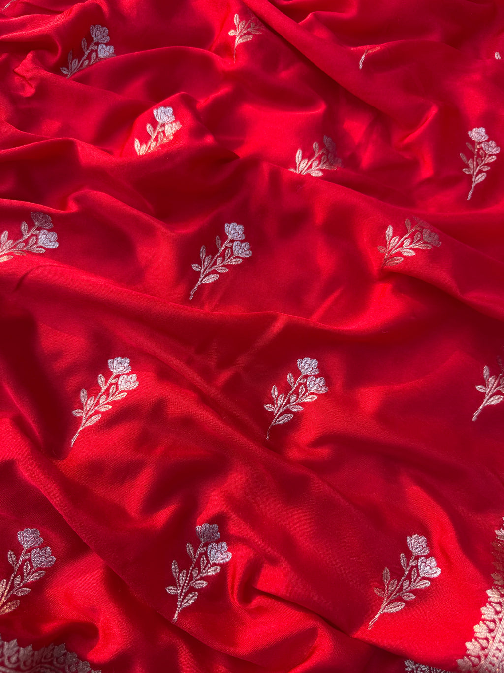 Red Banarasi Mashru Silk Saree All Over Alfi Meena Buta