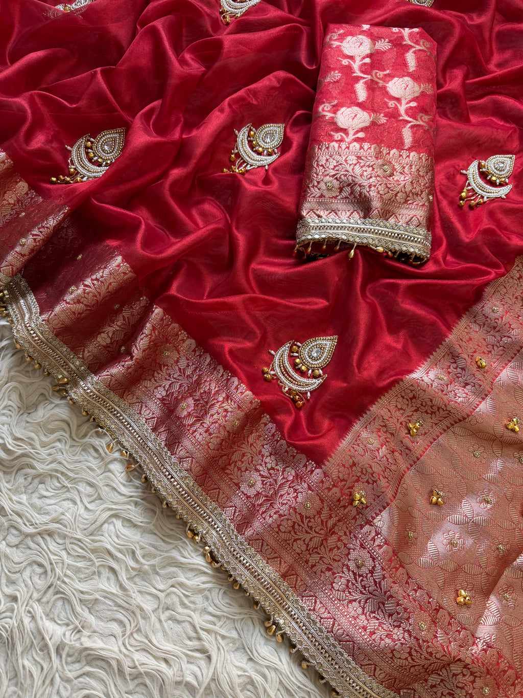 Banarasi Tissue Saree X Kashmiri jhumka handwork