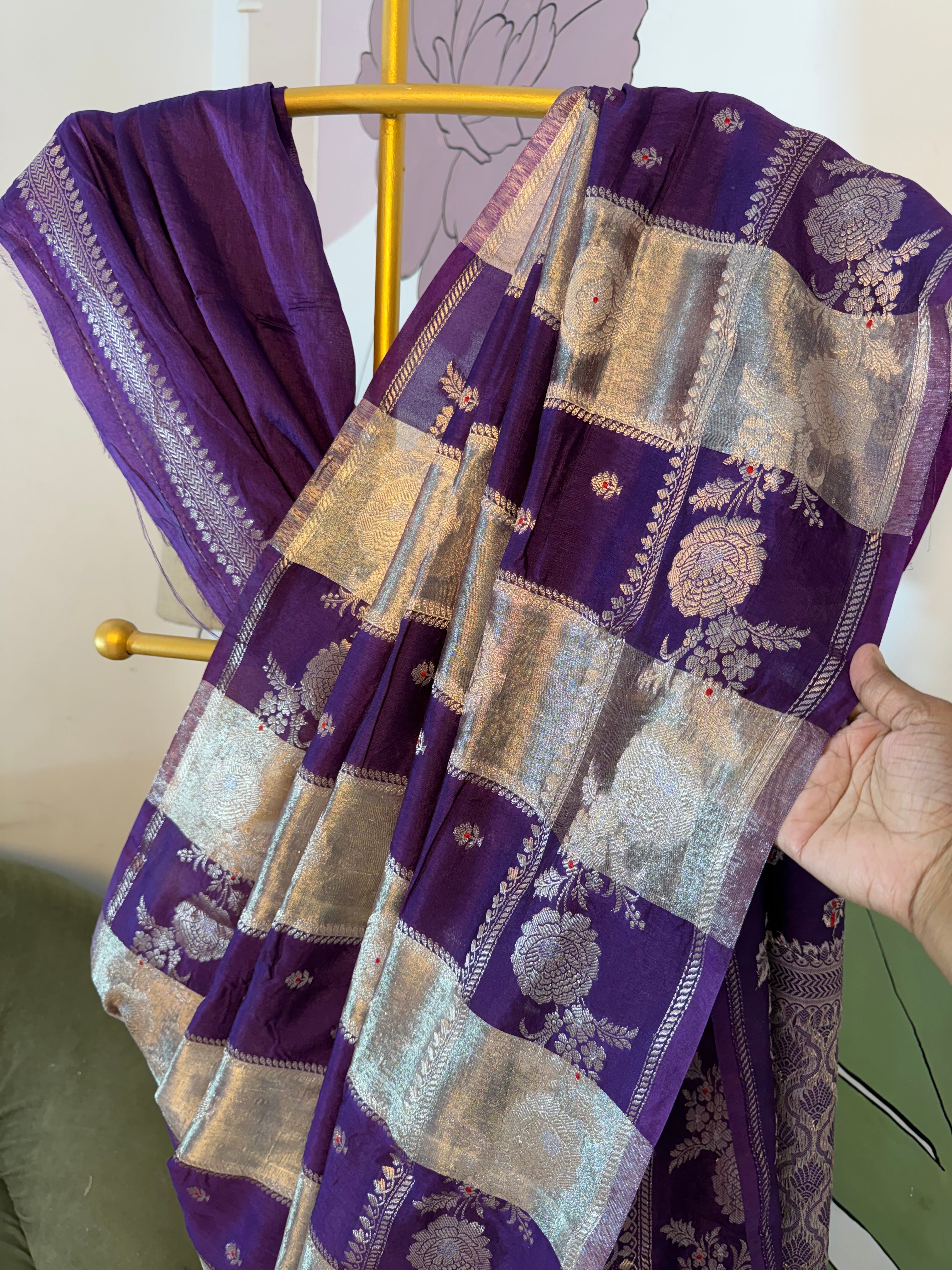 Chiniya Banarasi Saree with tissue strips unique design concept