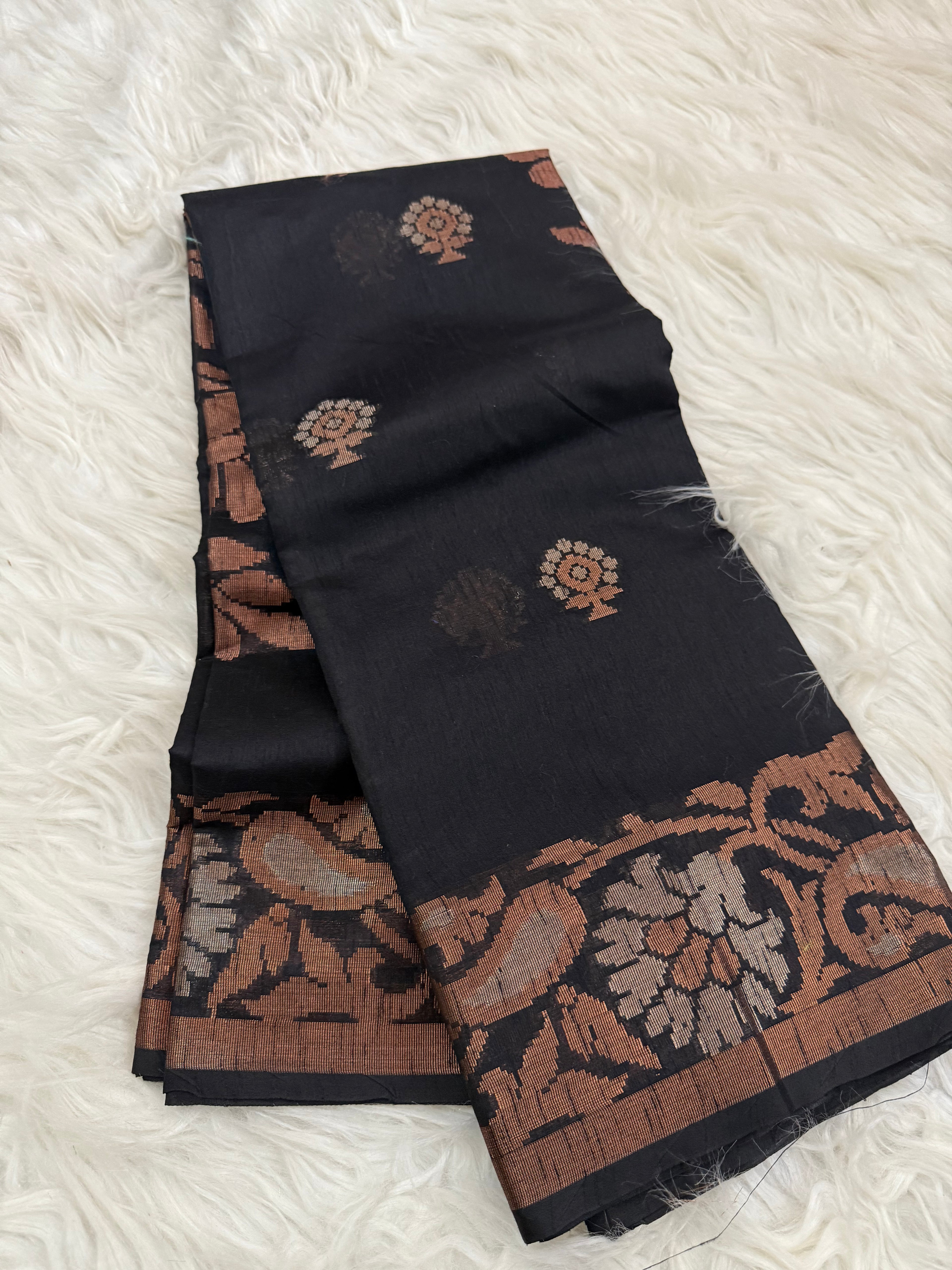 Alfi Buta linen Saree