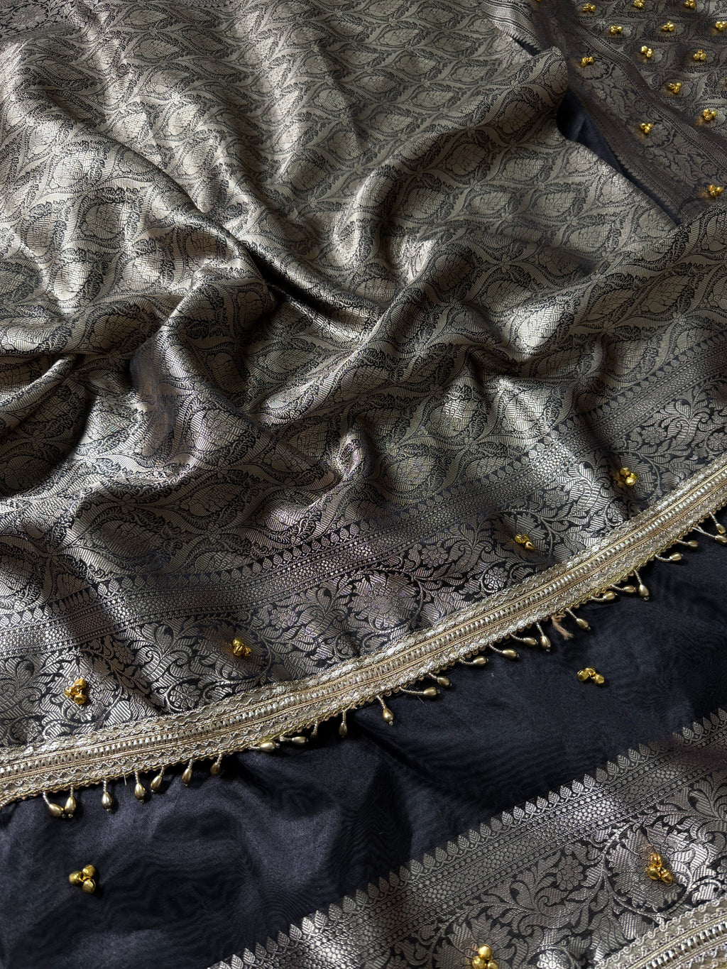 Black Banarasi saree X ghungroo work