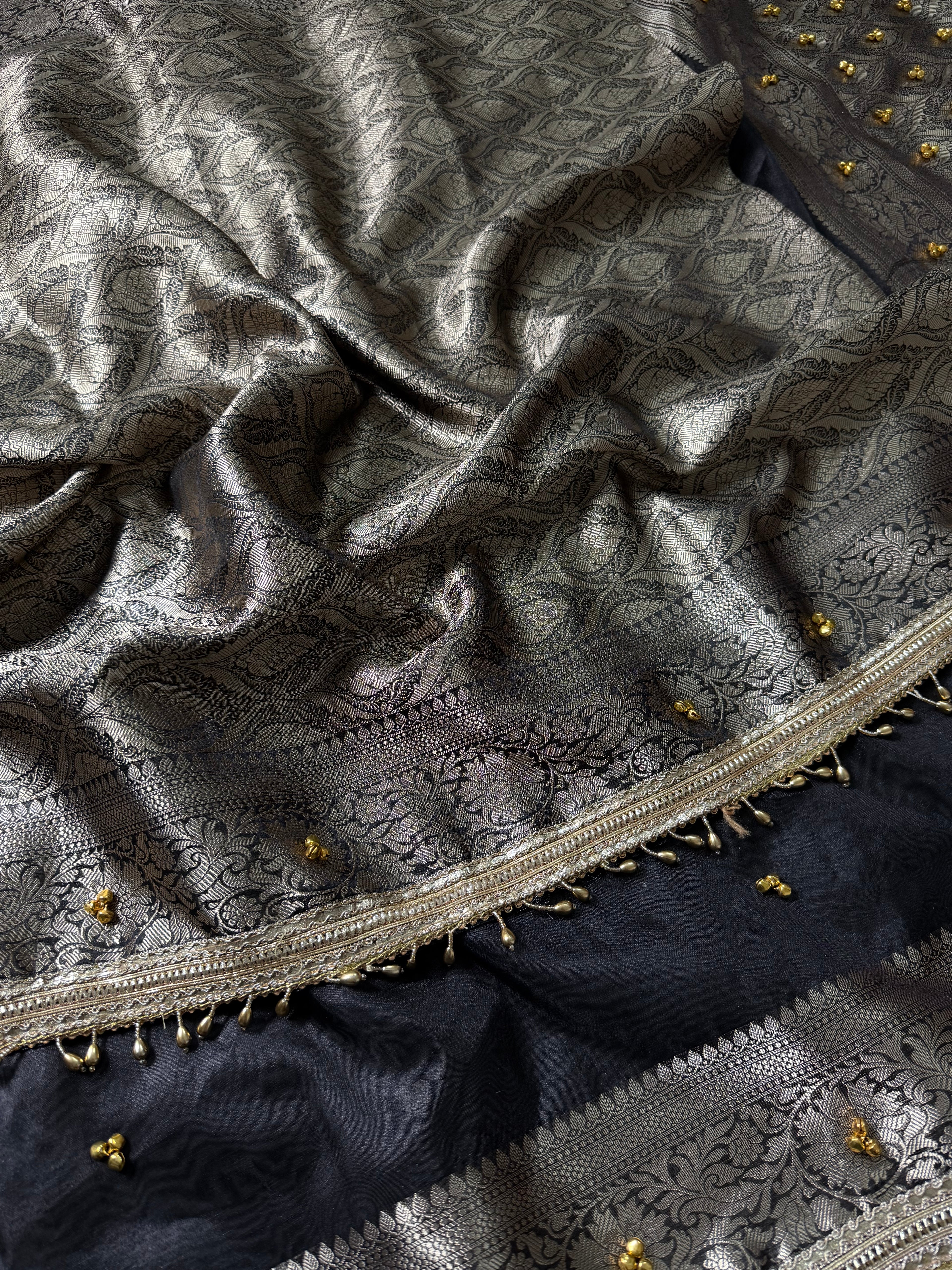 Black Banarasi saree X ghungroo work
