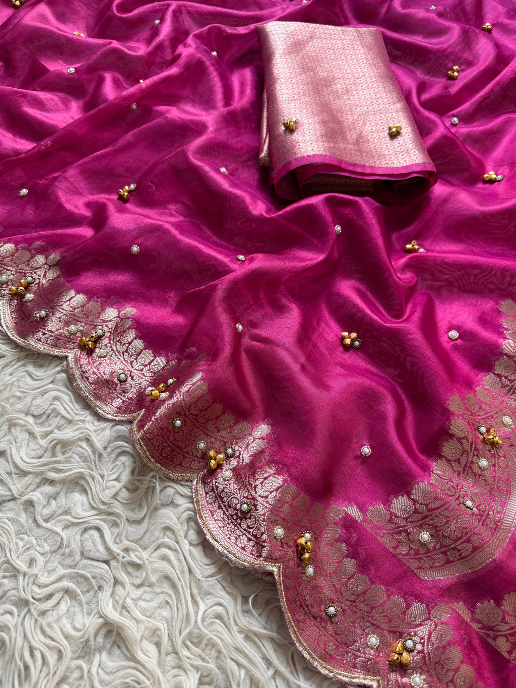 Banarasi Tissue Saree with Aari Work on all over Body with Intricate scallop border and pallu with Ghungroo