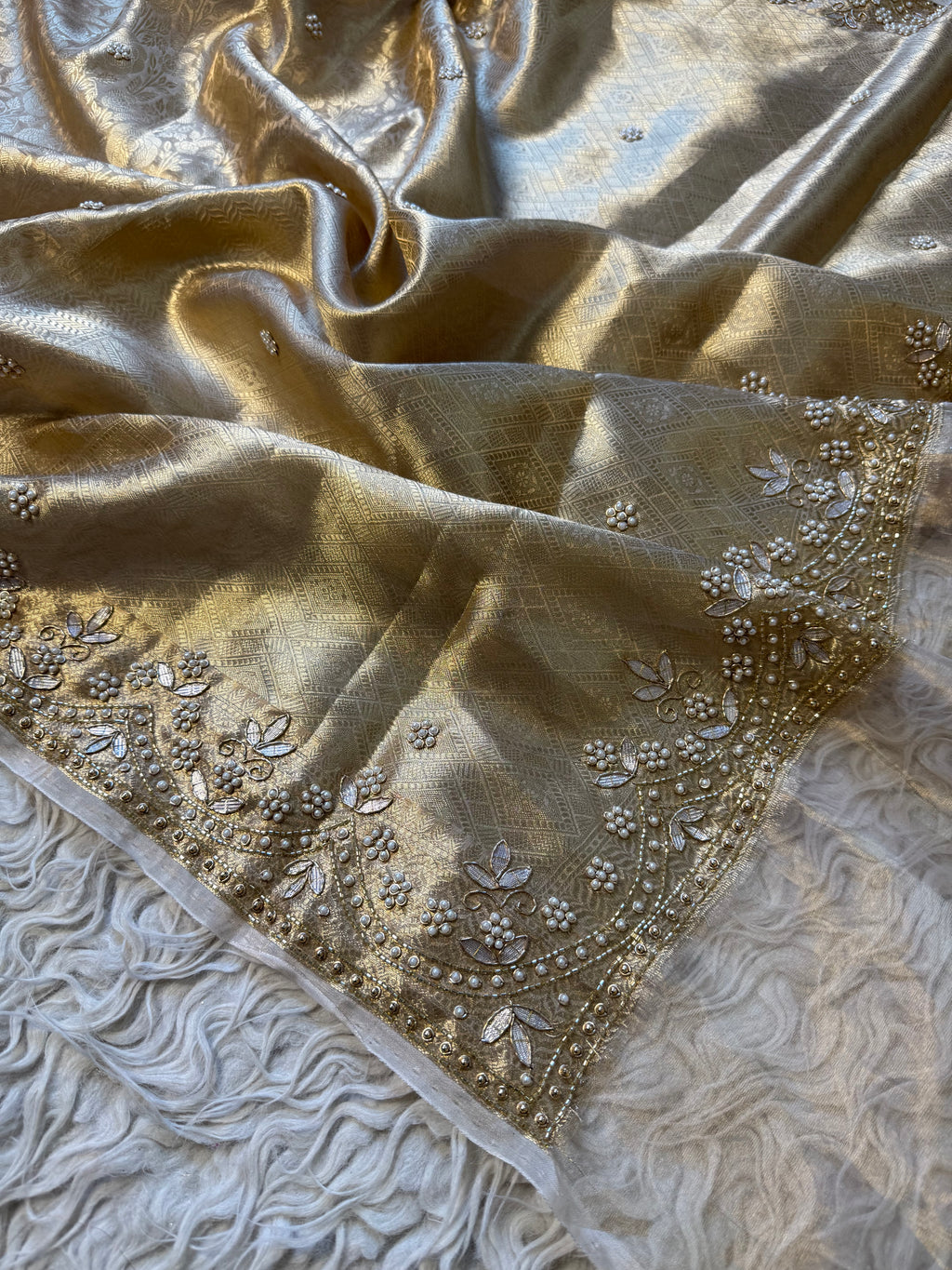Banarasi Pure Tissue Brocade saree with Handwork