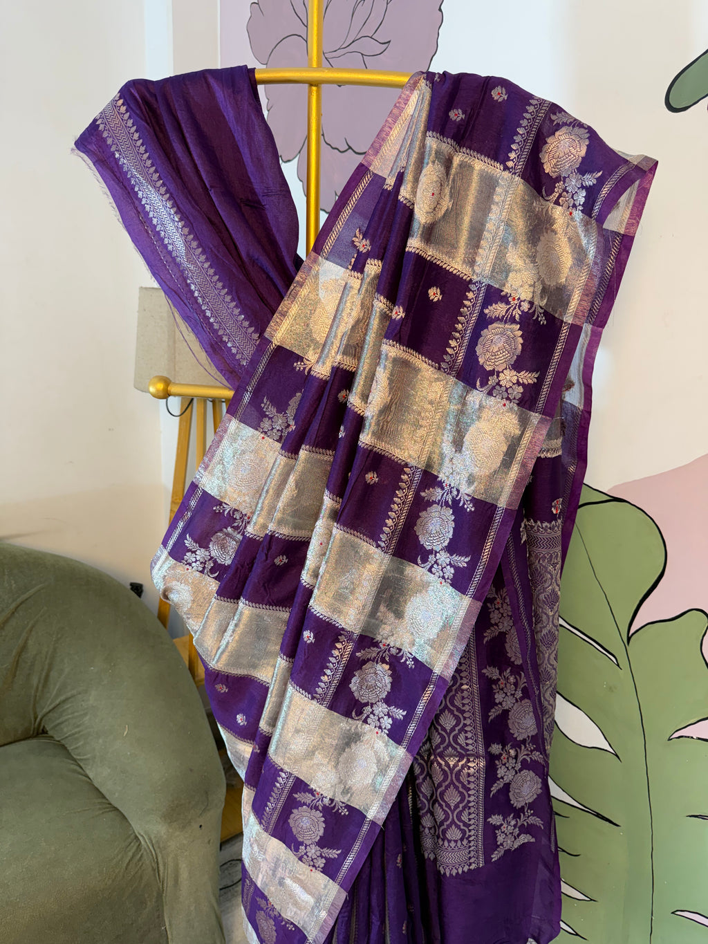 Chiniya Banarasi Saree with tissue strips unique design concept