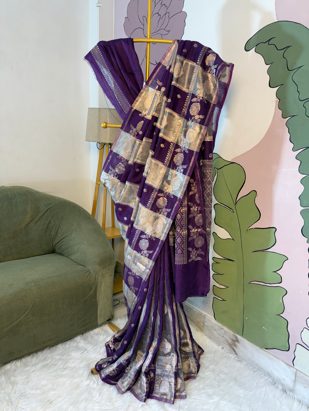 Chiniya Banarasi Saree with tissue strips unique design concept
