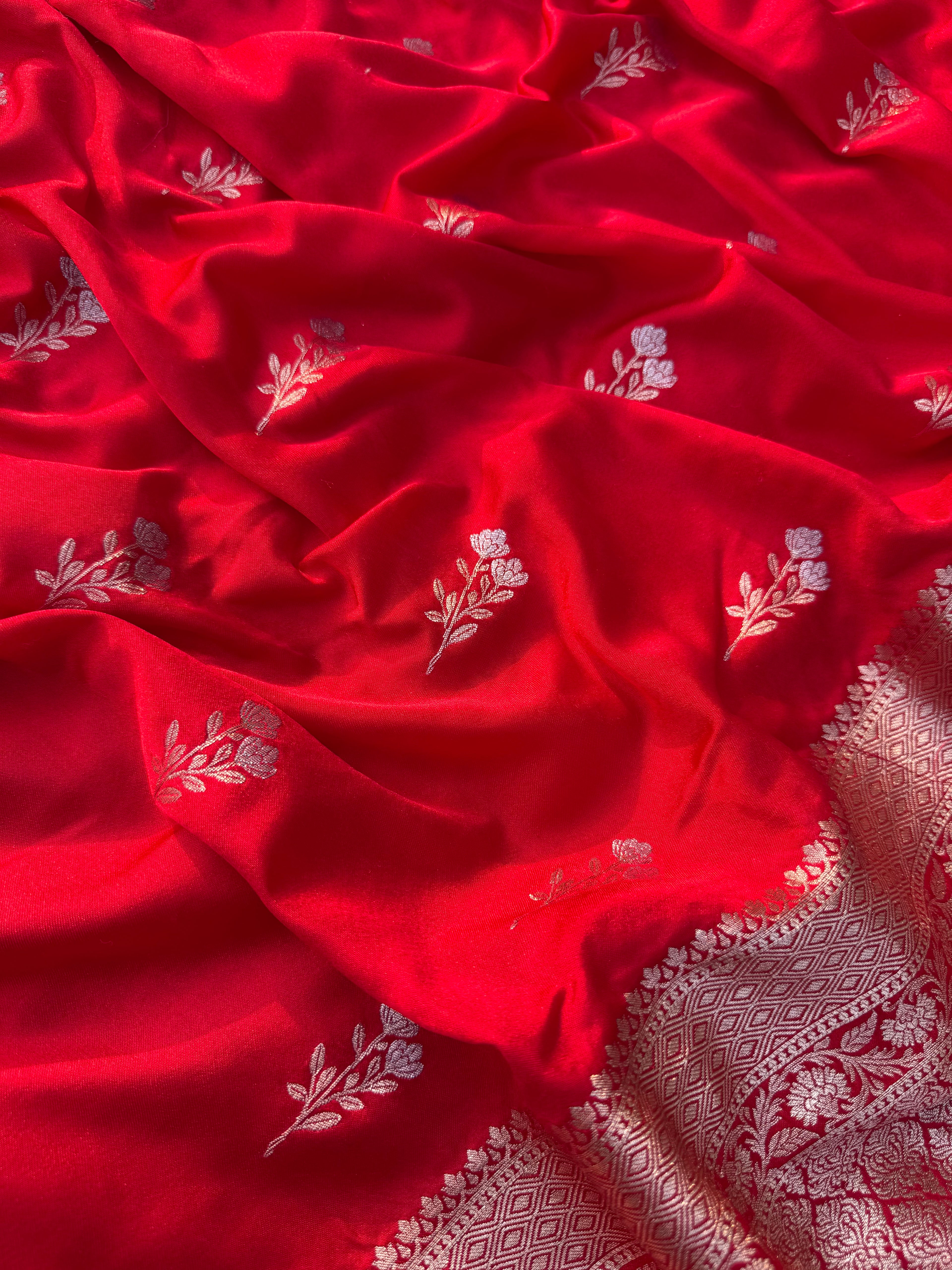 Red Banarasi Mashru Silk Saree All Over Alfi Meena Buta