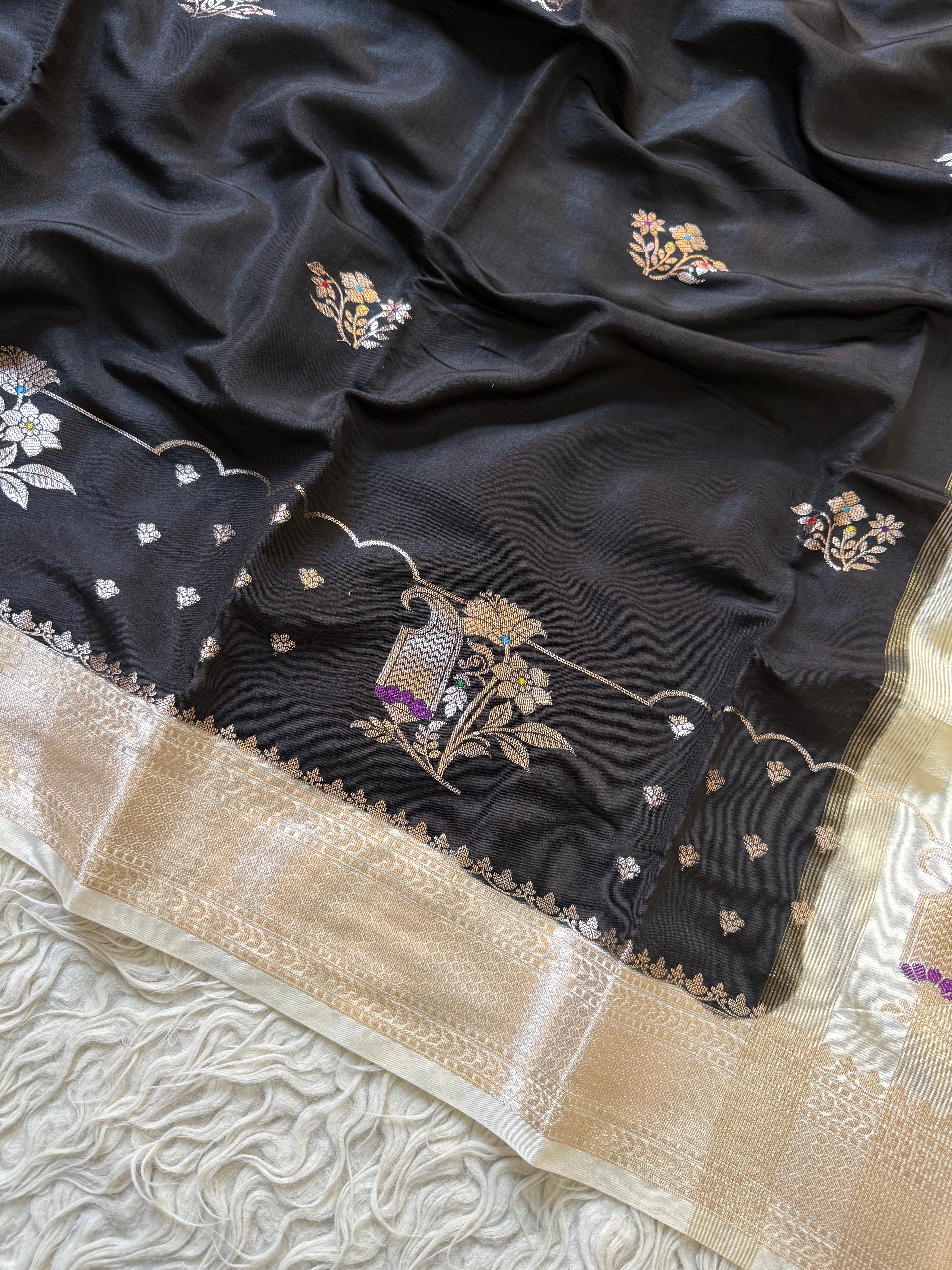 Butter Silk Banarasi Saree with minakari buti and border