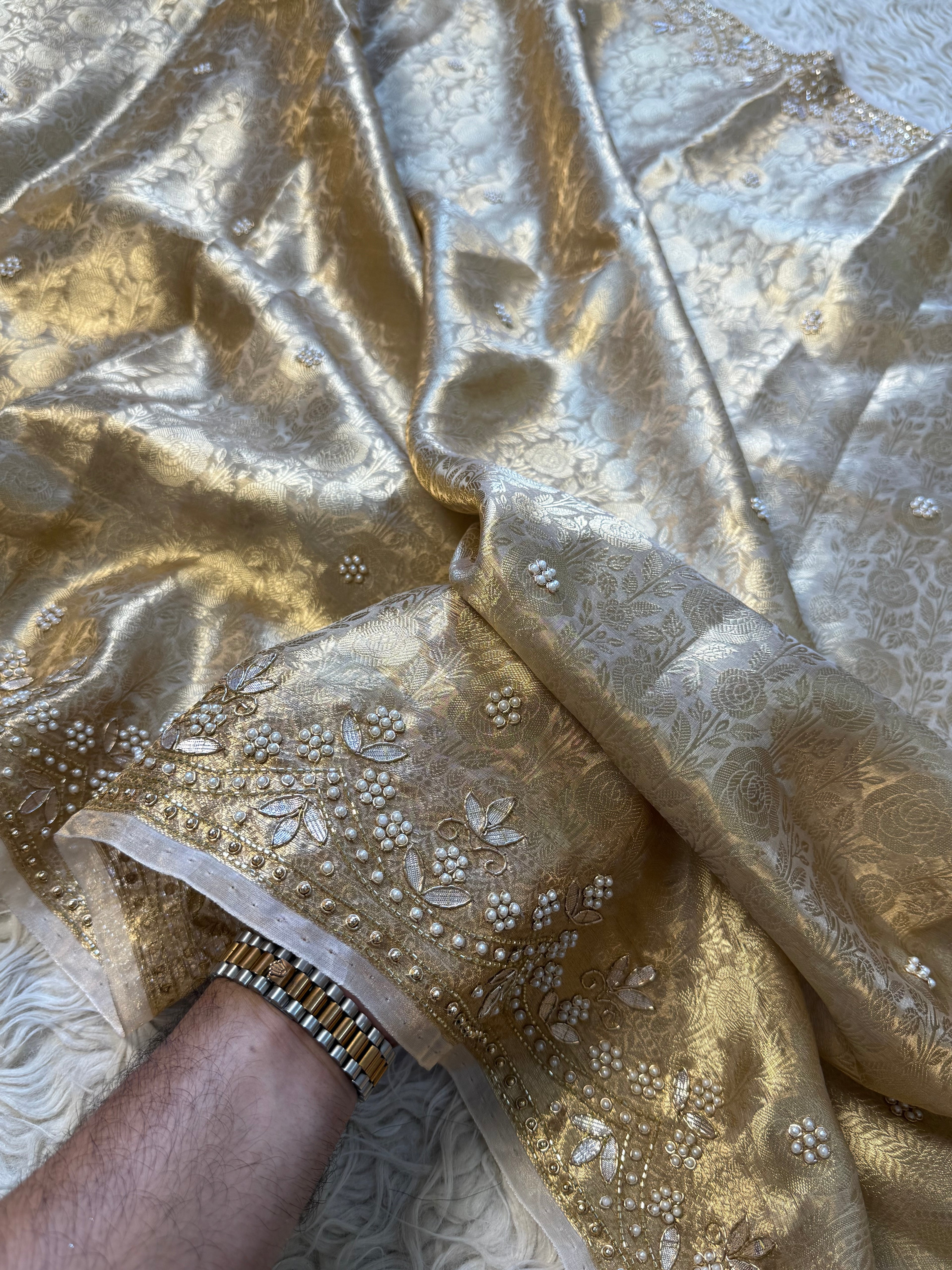 Banarasi Pure Tissue Brocade saree with Handwork