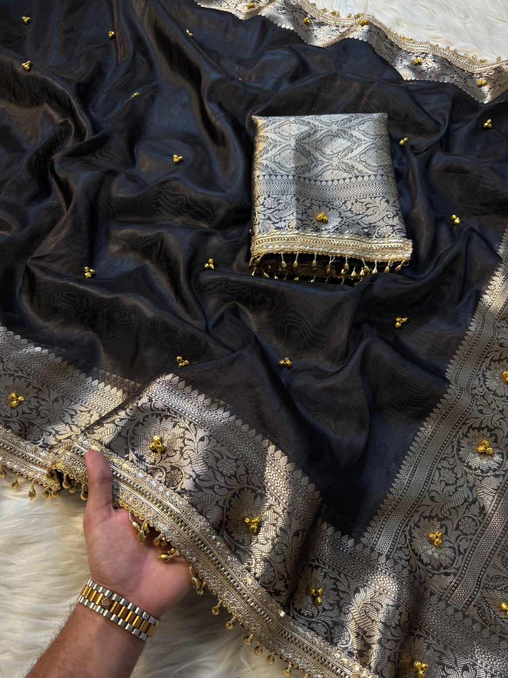 Black Banarasi saree X ghungroo work