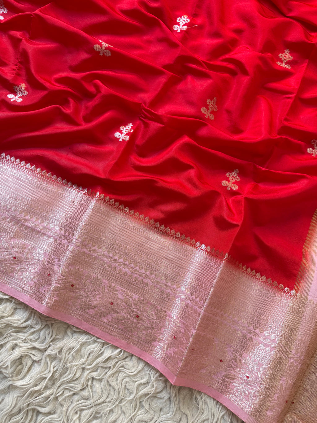 Butter Silk Banarasi Saree with minakari buti and border