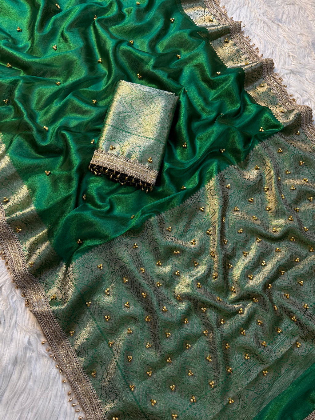 Banarasi tissue saree X ghungroo work