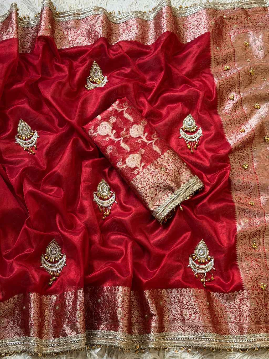 Banarasi Tissue Saree X Kashmiri jhumka handwork