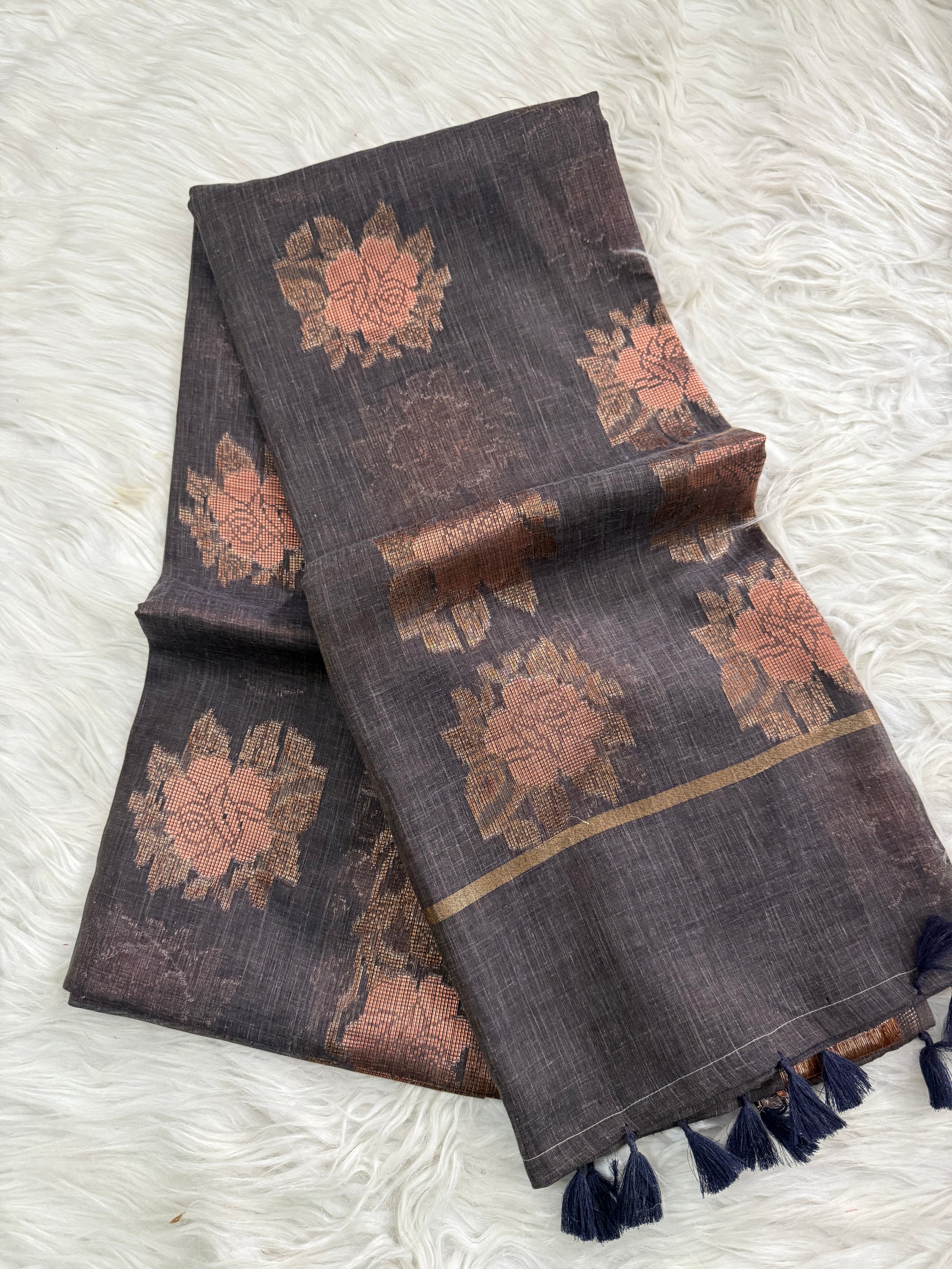 Khaadi alfi Saree