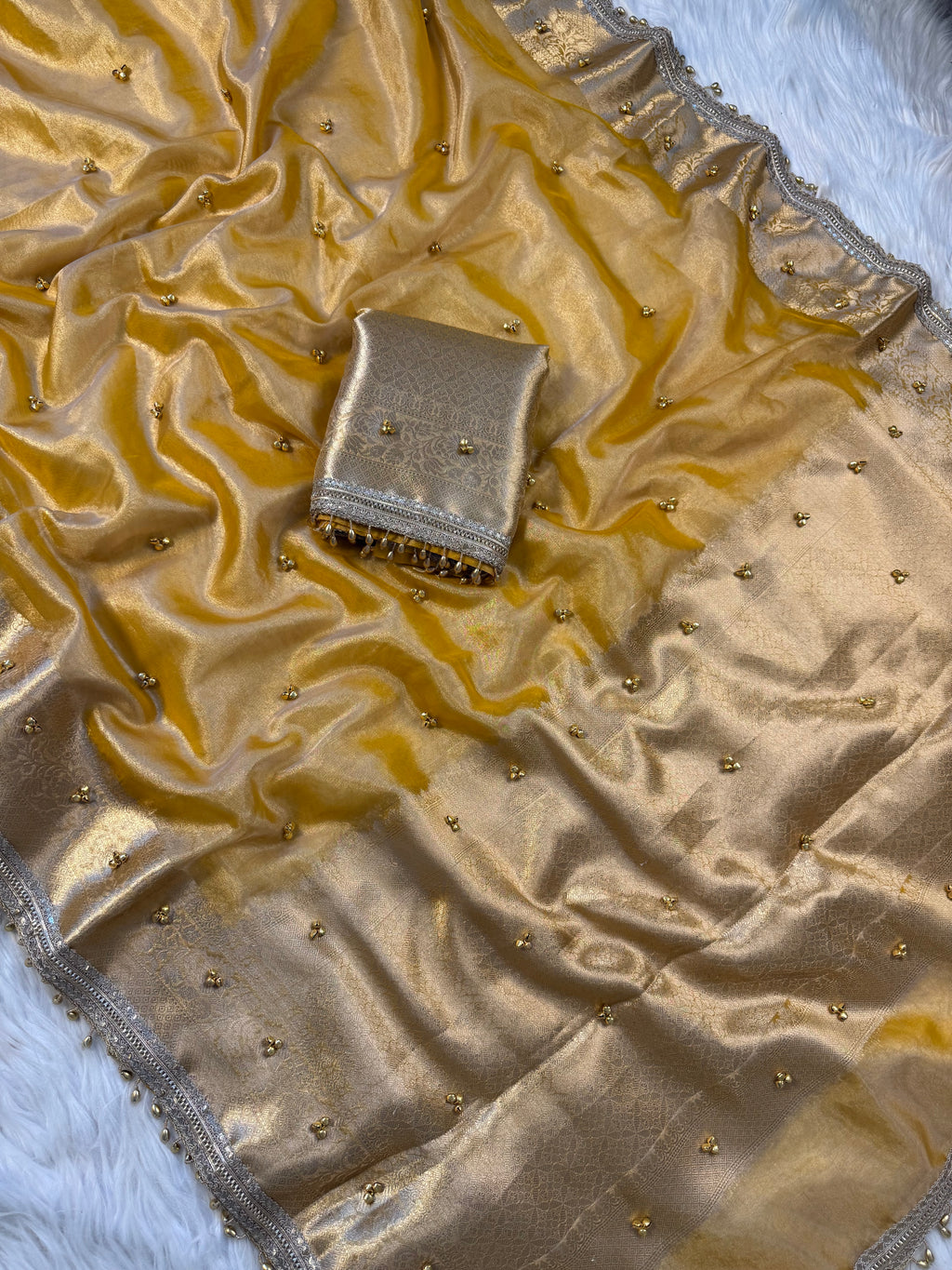 Banarasi tissue saree X ghungroo work