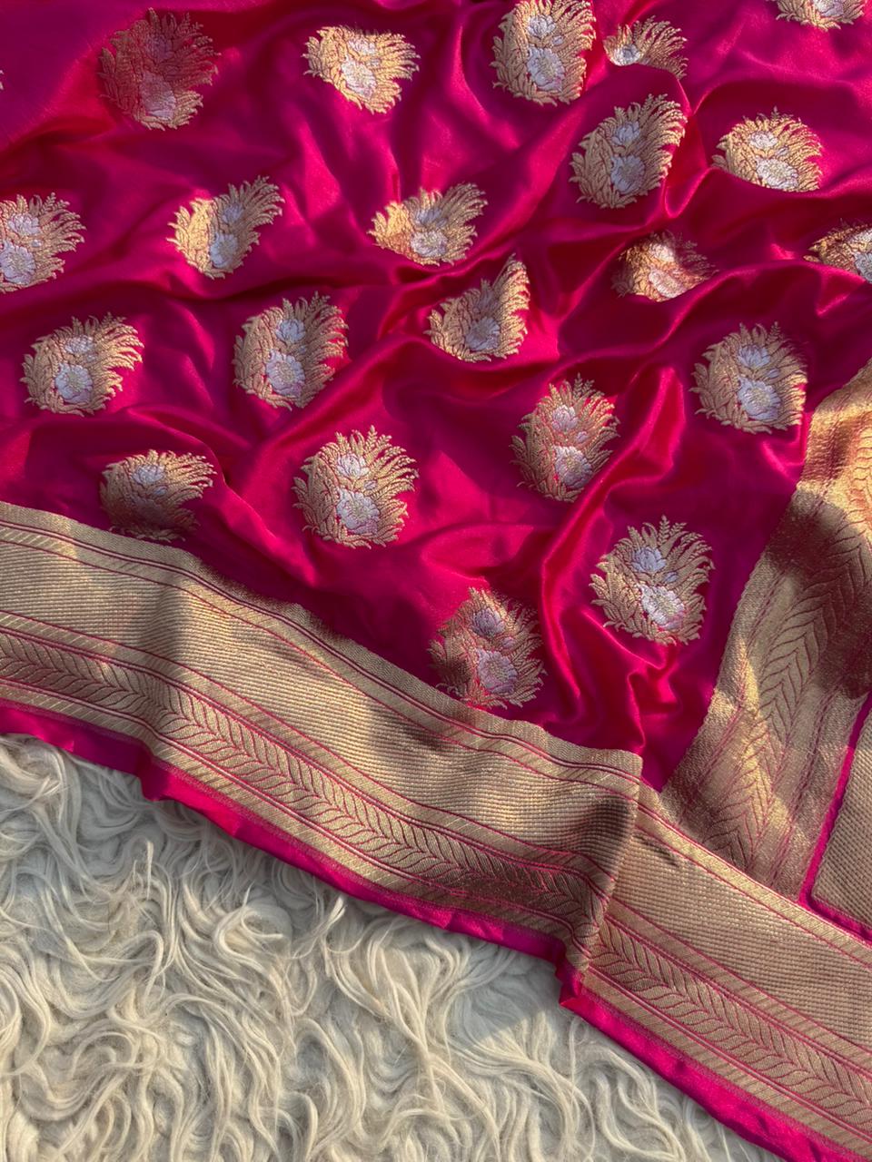 Magenta Banarasi Mashru Silk Saree All Over Alfi Meena Buta