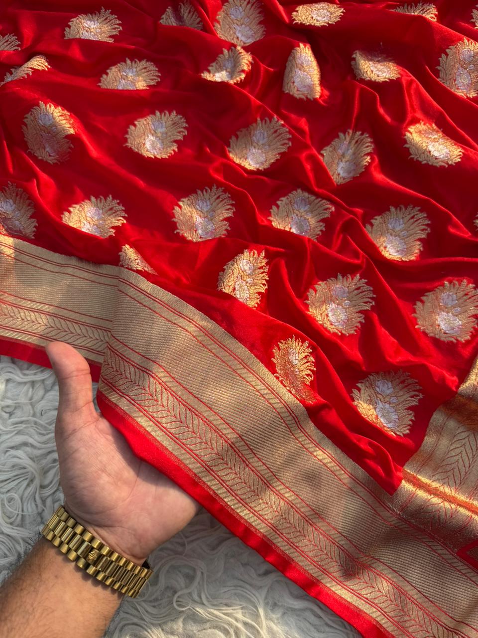 Red Banarasi Mashru Silk Saree All Over Alfi Meena Buta 