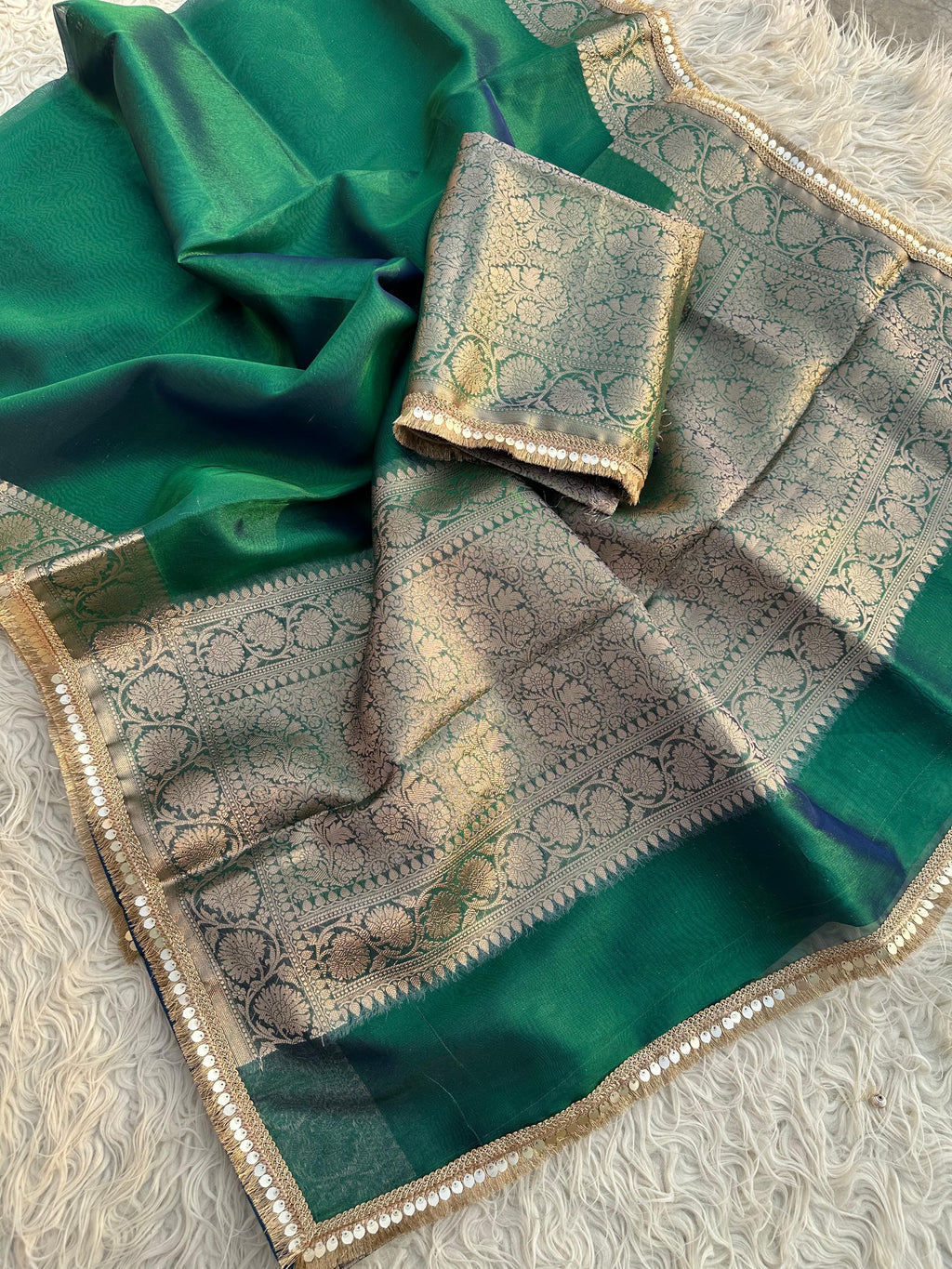 Bottle Green Banarasi Tissue Saree with Banarasi Border Along with Premium Lace