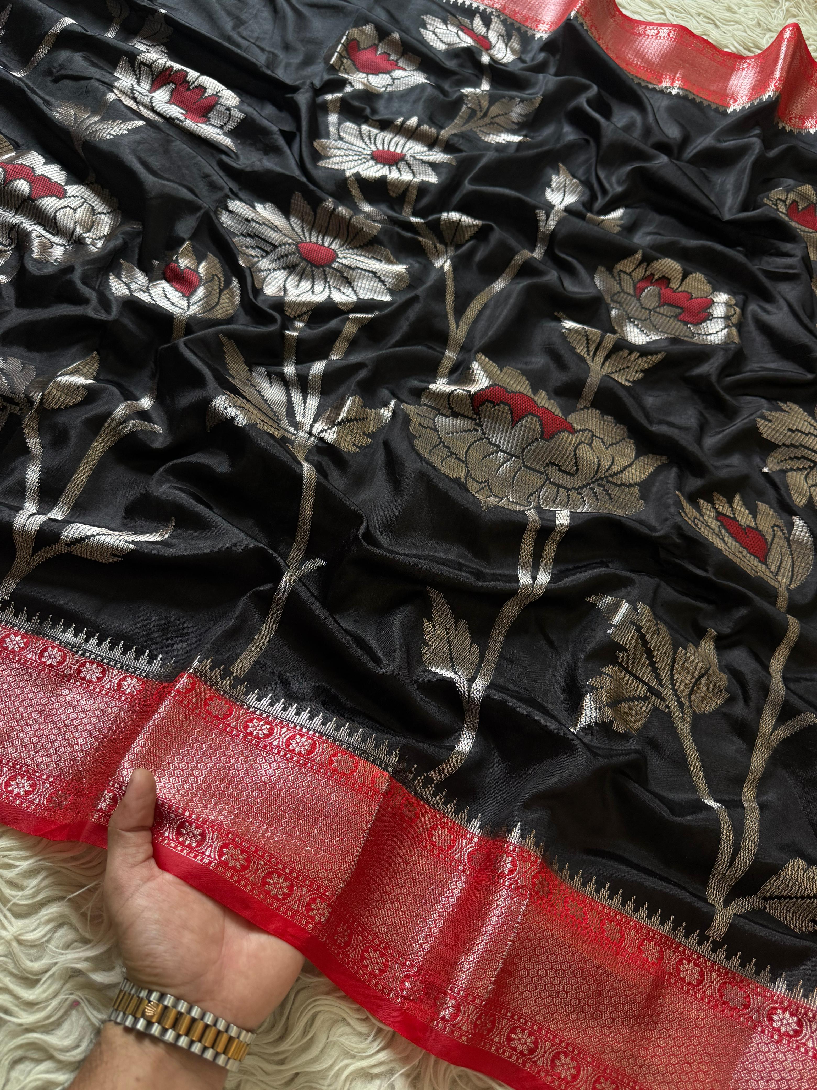 Chiniya Banarasi Saree with minakari unique design concept