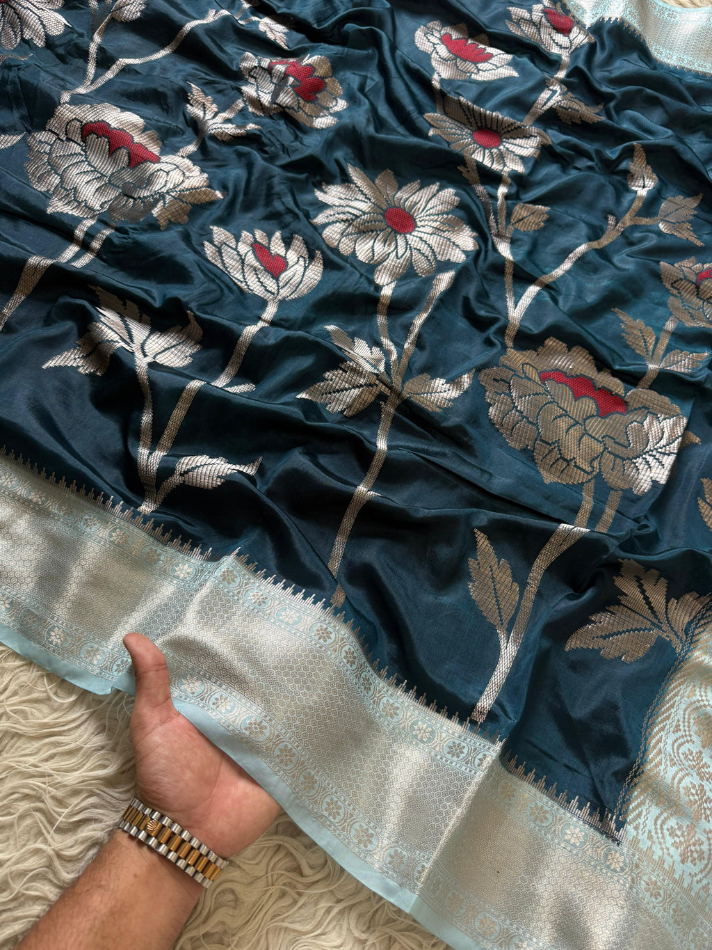 Chiniya Banarasi Saree with minakari unique design concept