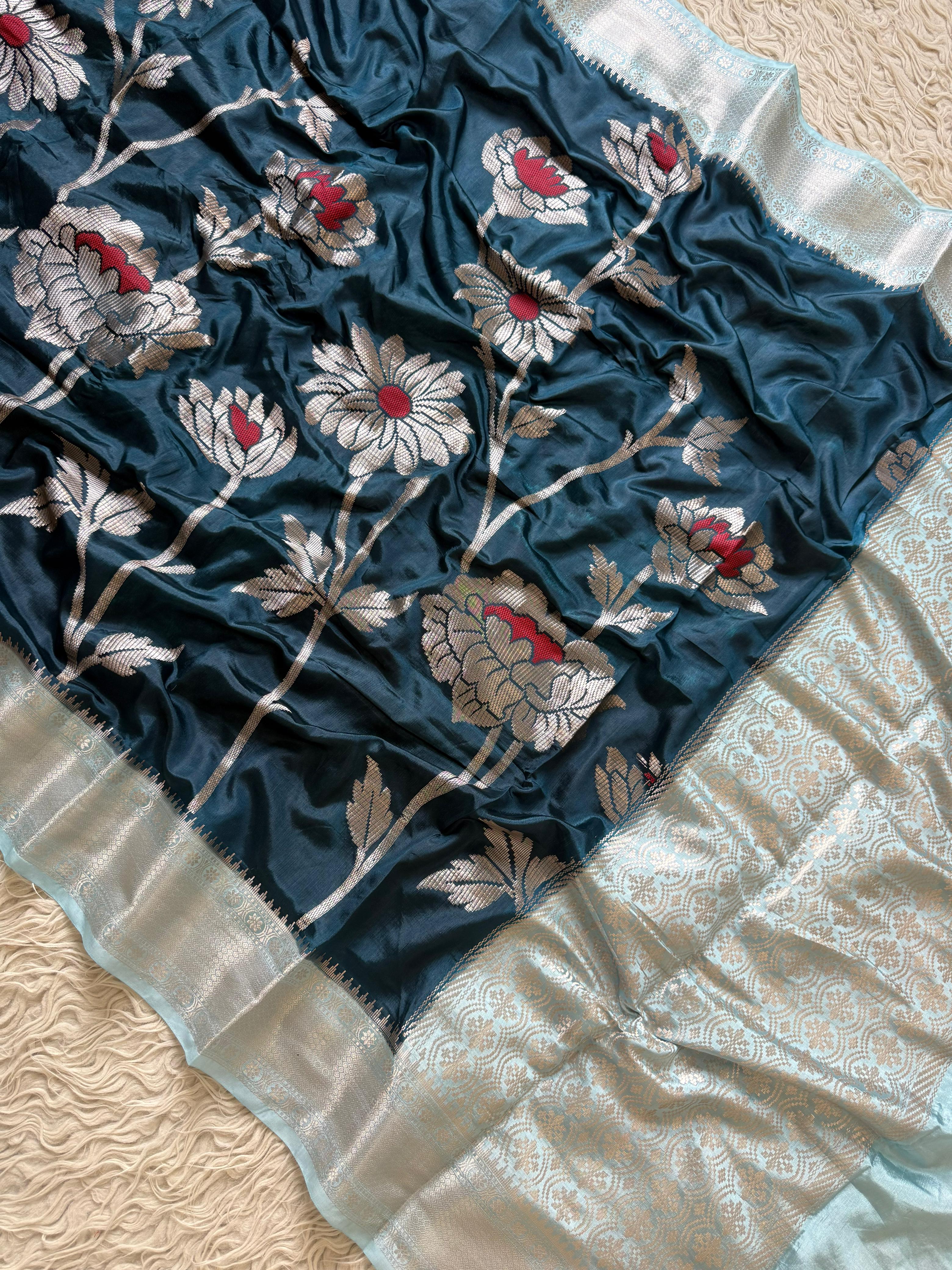 Chiniya Banarasi Saree with minakari unique design concept