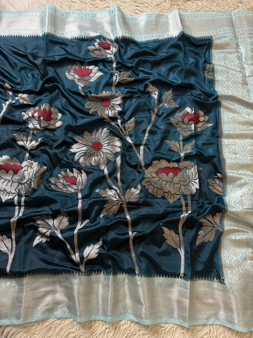 Chiniya Banarasi Saree with minakari unique design concept