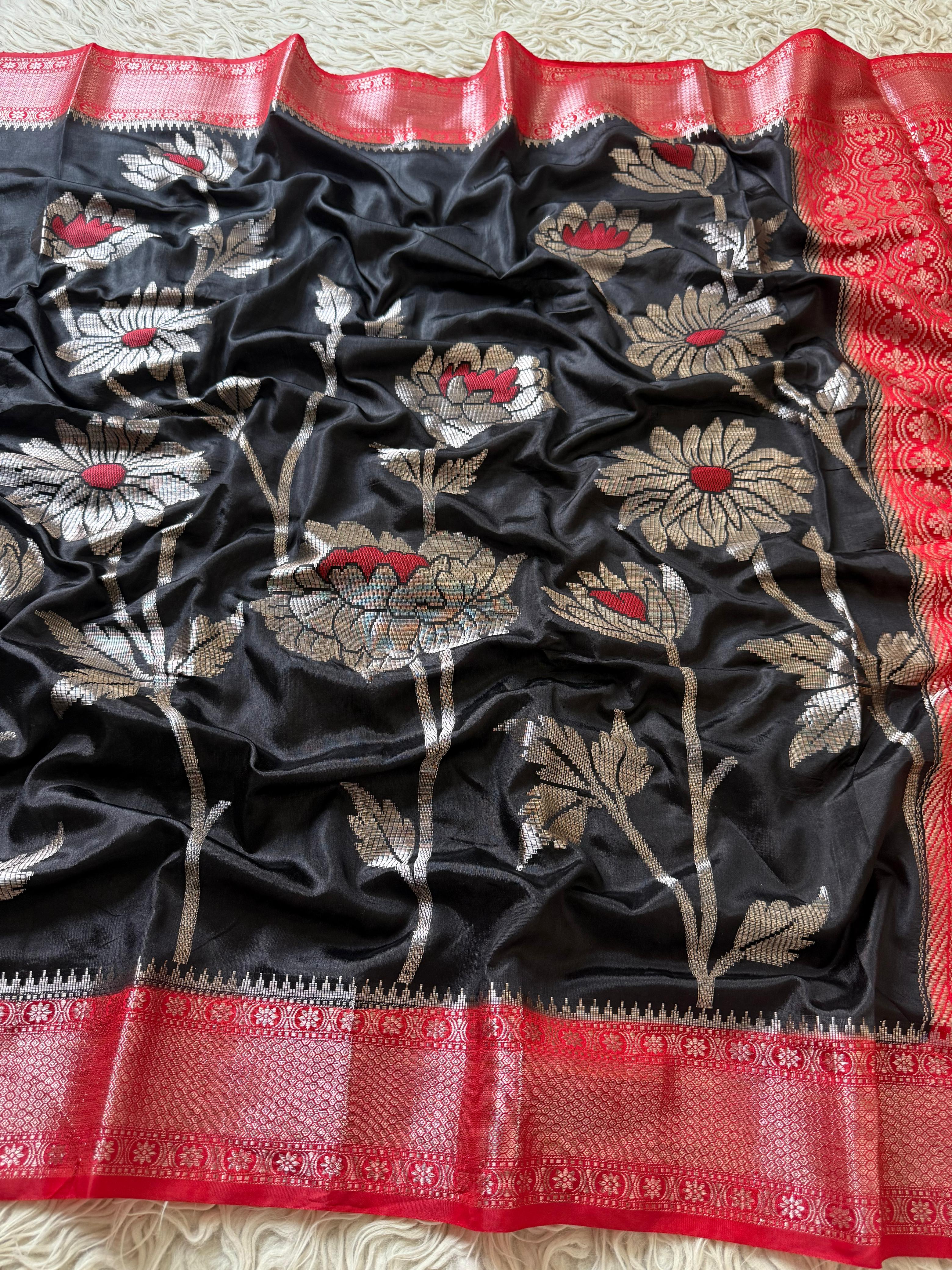 Chiniya Banarasi Saree with minakari unique design concept