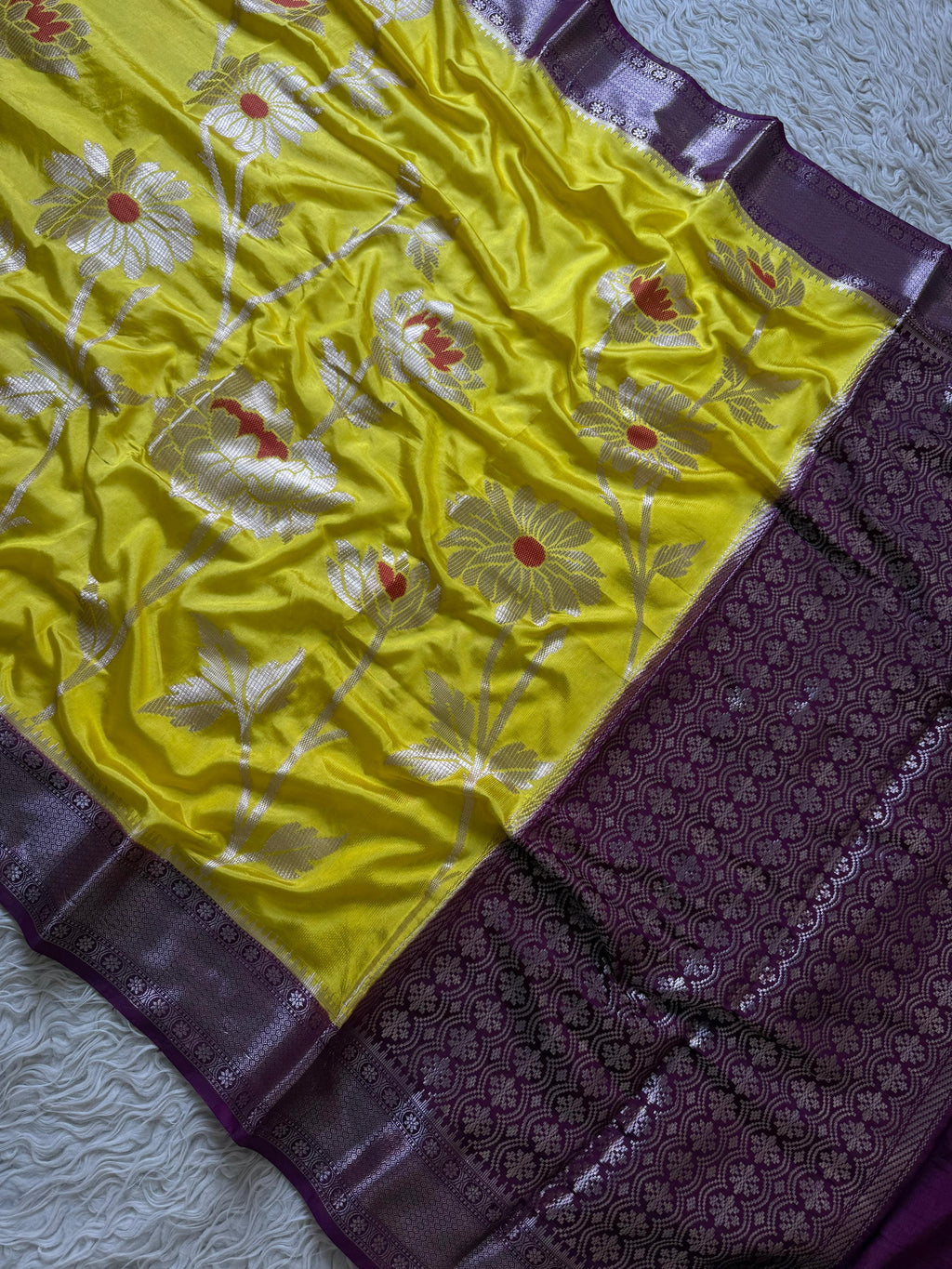 Chiniya Banarasi Saree with minakari unique design concept