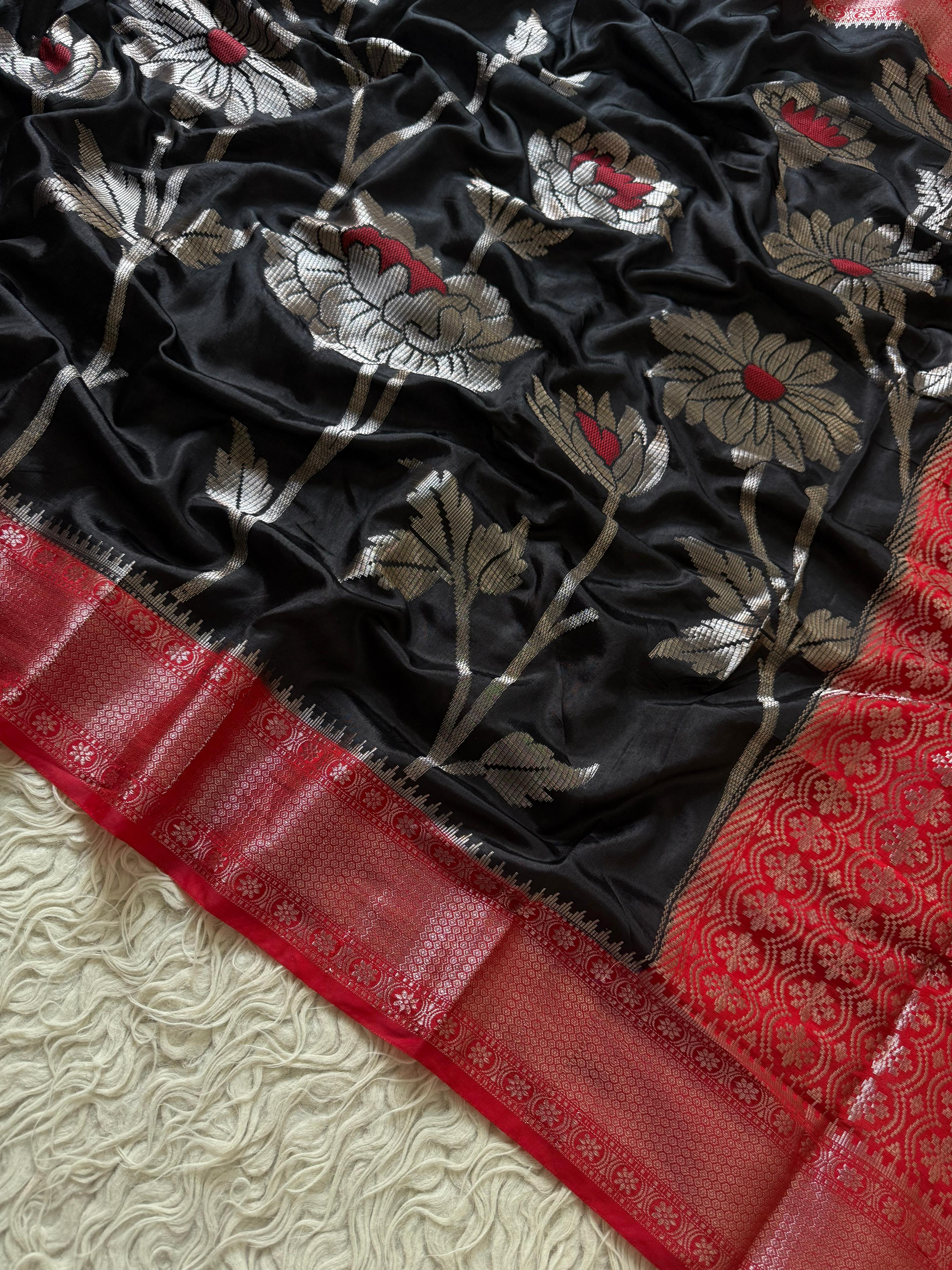 Chiniya Banarasi Saree with minakari unique design concept